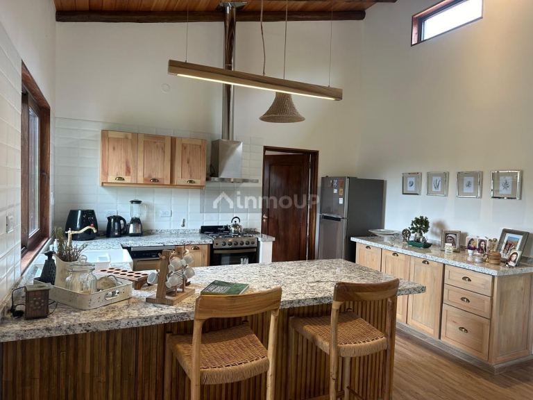 Casa en Venta en Calamuchita, Cordoba