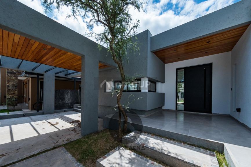Casa en Venta en Santa Maria, Cordoba