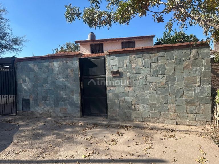Casa en Venta en Guaymallen, Mendoza