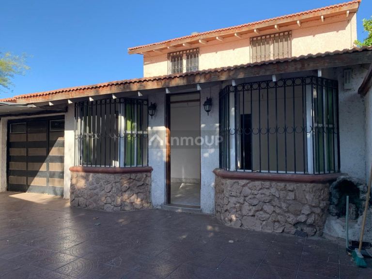 Casa en Venta en Guaymallen, Mendoza