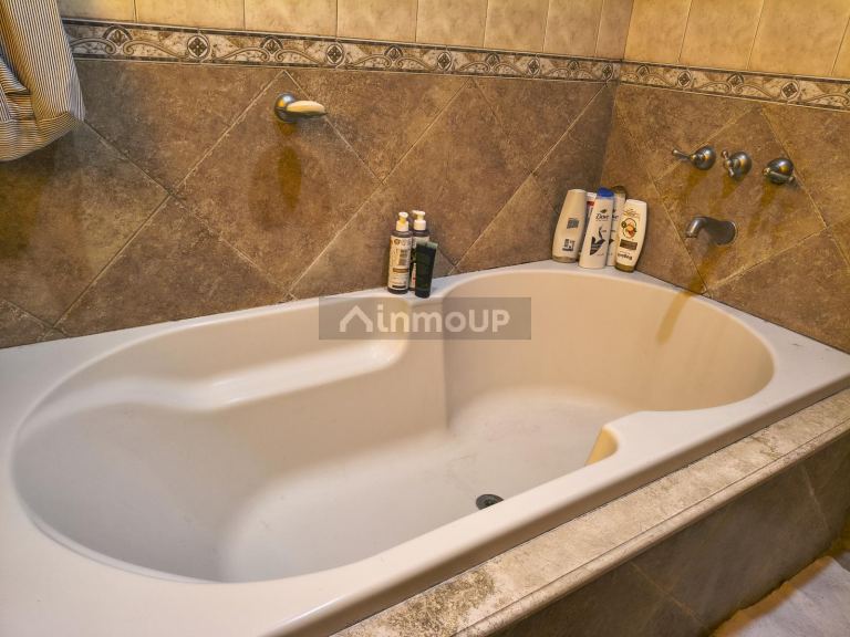 Casa en Venta en Rivadavia, Mendoza