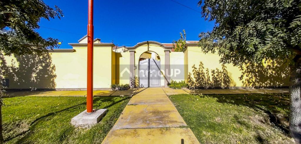 Casa en Venta en Rivadavia, Mendoza