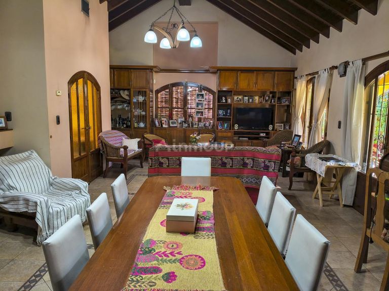 Casa en Venta en Rivadavia, Mendoza