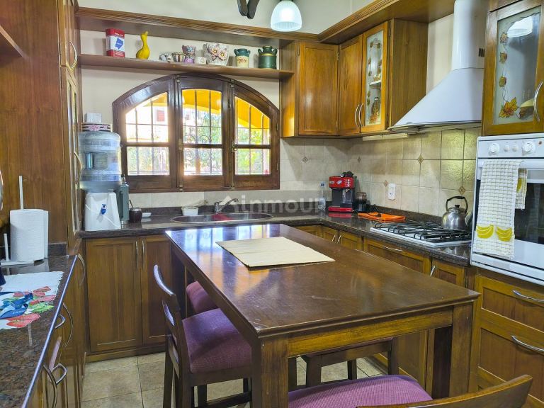 Casa en Venta en Rivadavia, Mendoza