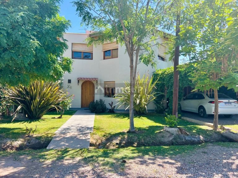 Casa en Venta en Maipu, Mendoza