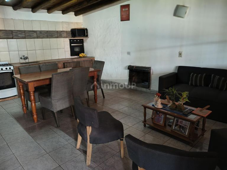 Guaymallen Buenos Vecinos, Guaymallen, Mendoza, Argentina al 1700
