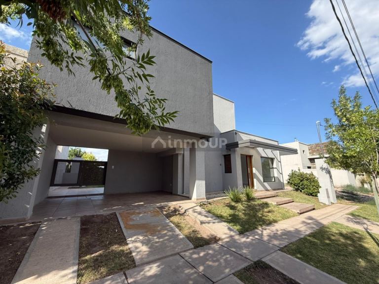 Casa en Venta en Lujan de Cuyo, Mendoza