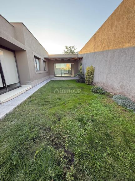 Casa en Alquiler en Lujan de Cuyo, Mendoza