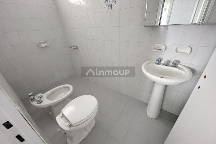 Casa en Venta en Capital, Cordoba - USD 92.000 | Inmoup - 11