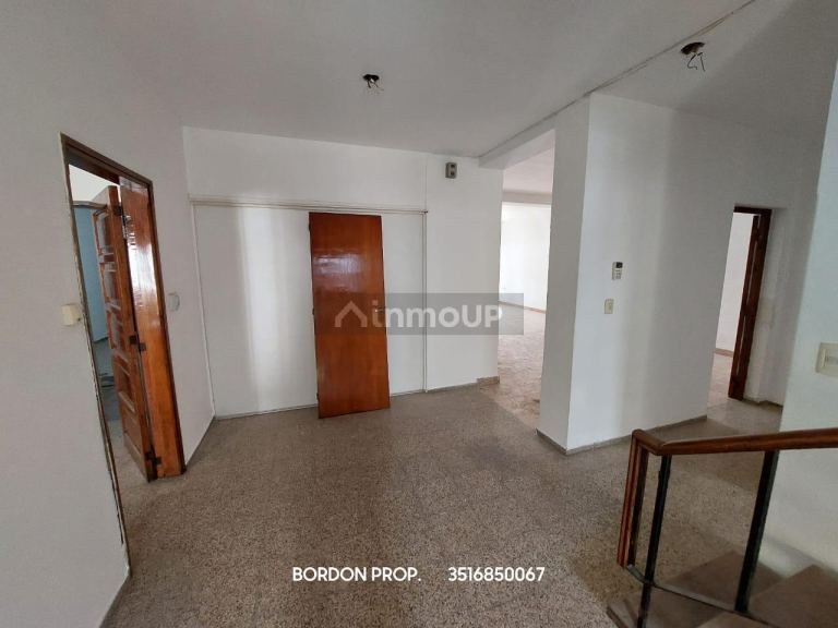 Casa en Alquiler en Capital, Cordoba