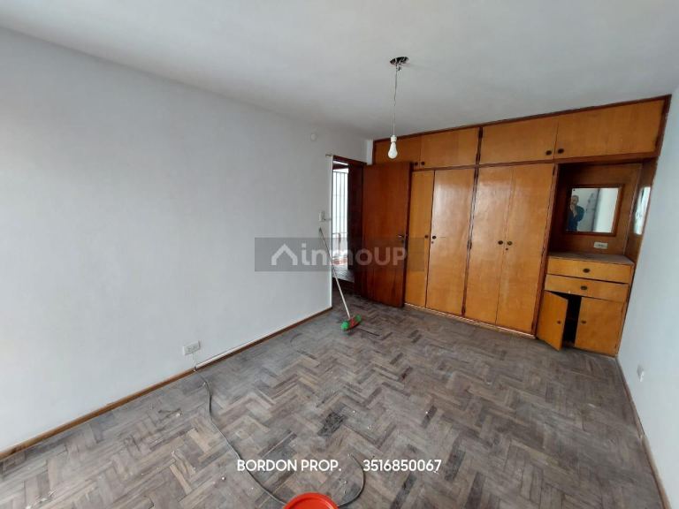 Casa en Alquiler en Capital, Cordoba