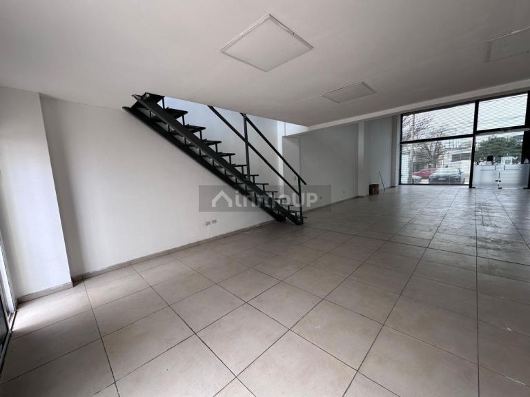 Local Comercial en Alquiler en Capital, Cordoba