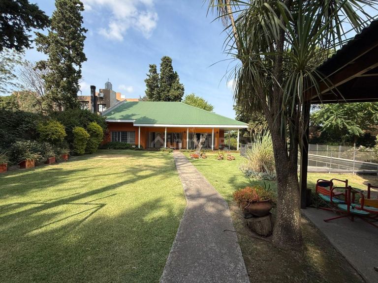 Casa en Venta en Almirante Brown, G.B.A. Zona Sur