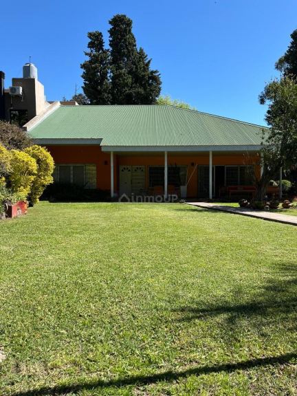 Casa en Venta en Almirante Brown, G.B.A. Zona Sur