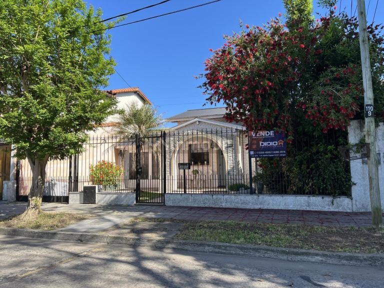 Casa en Venta en Almirante Brown, G.B.A. Zona Sur
