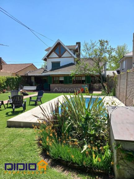 Casa en Venta en Almirante Brown, G.B.A. Zona Sur