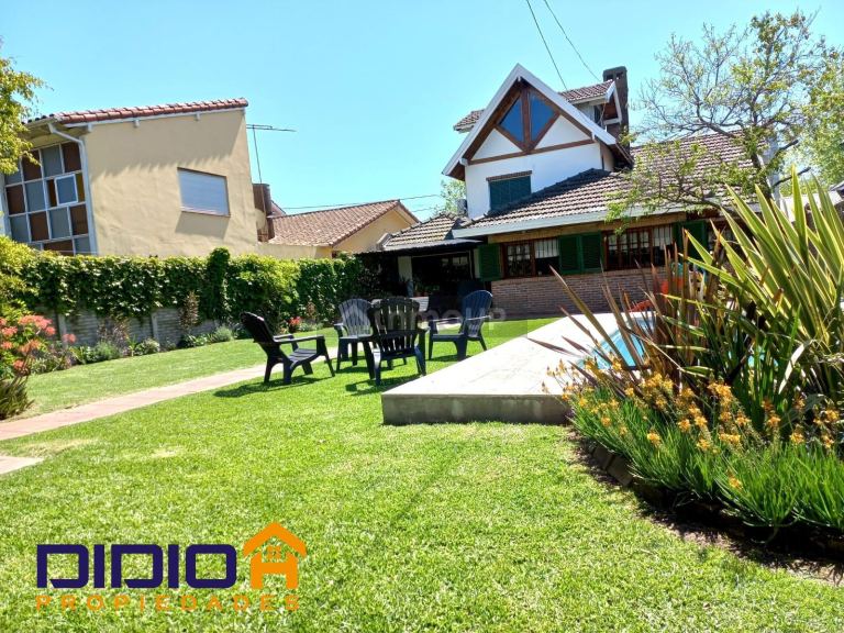 Casa en Venta en Almirante Brown, G.B.A. Zona Sur