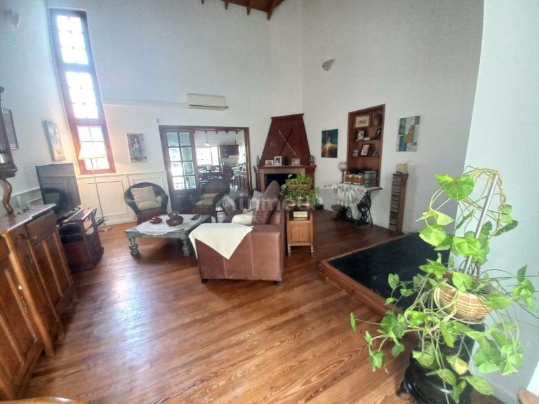 Casa en Venta en Almirante Brown, G.B.A. Zona Sur