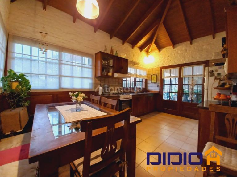 Casa en Venta en Almirante Brown, G.B.A. Zona Sur