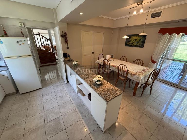 Casa en Venta en Presidente Peron, G.B.A. Zona Sur