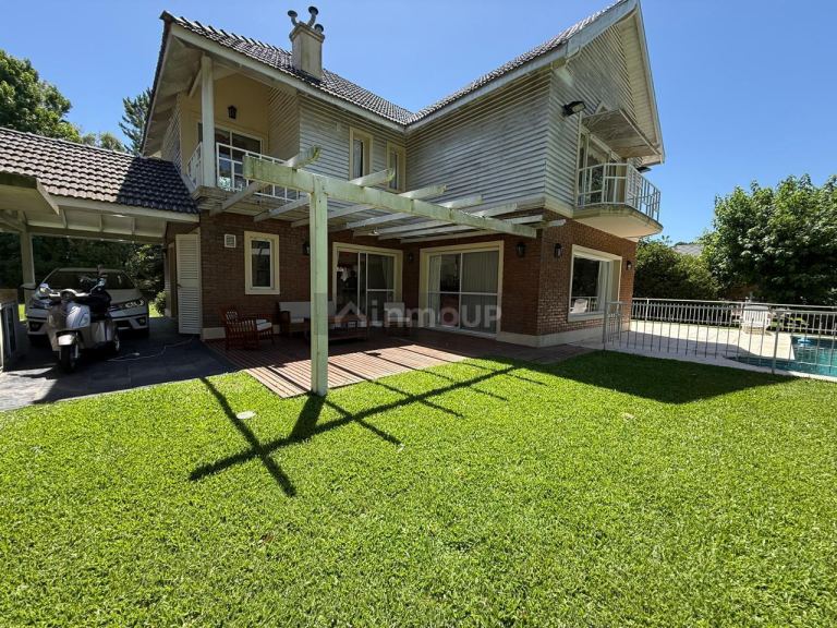 Casa en Venta en Presidente Peron, G.B.A. Zona Sur