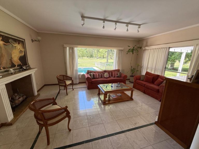 Casa en Venta en Presidente Peron, G.B.A. Zona Sur