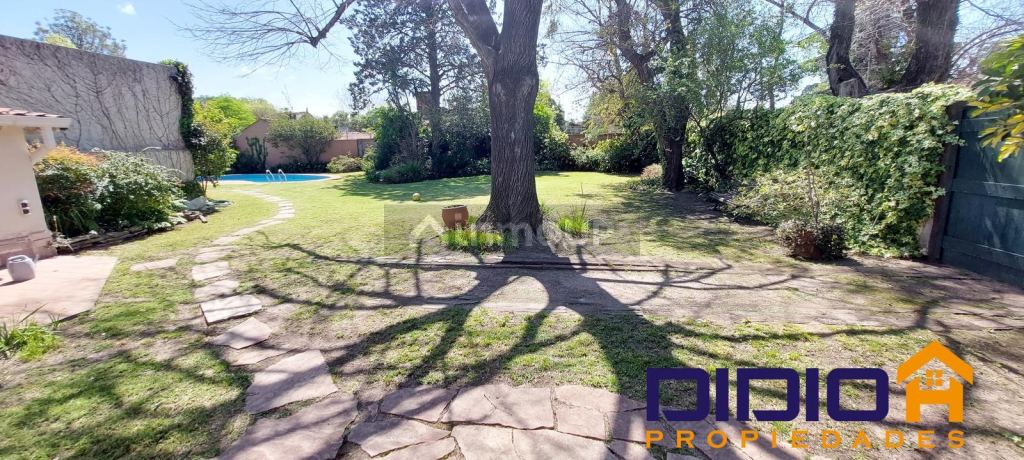 Casa en Venta en Almirante Brown, G.B.A. Zona Sur