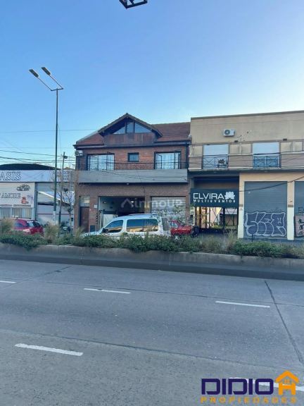 Local Comercial en Venta en Lomas de Zamora, G.B.A. Zona Sur