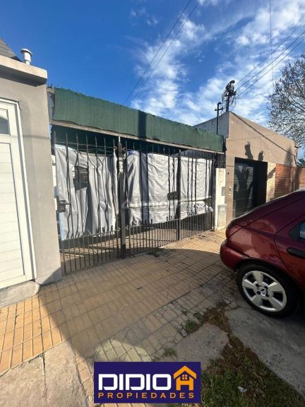 P H en Venta en Lomas de Zamora, G.B.A. Zona Sur