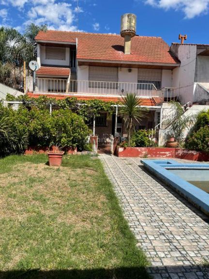 Casa en Venta en Almirante Brown, G.B.A. Zona Sur