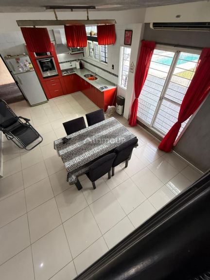 Casa en Venta en Almirante Brown, G.B.A. Zona Sur