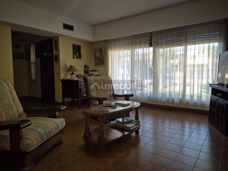 Casa en Venta en Almirante Brown, G.B.A. Zona Sur