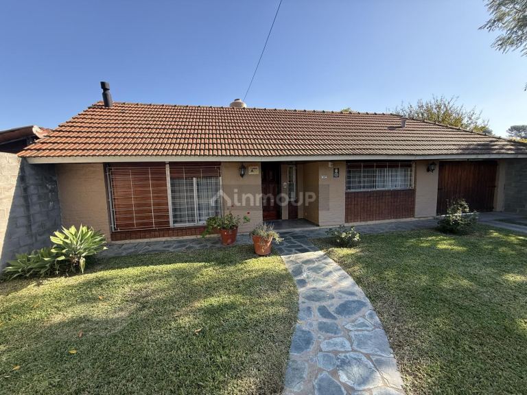Casa en Venta en Almirante Brown, G.B.A. Zona Sur