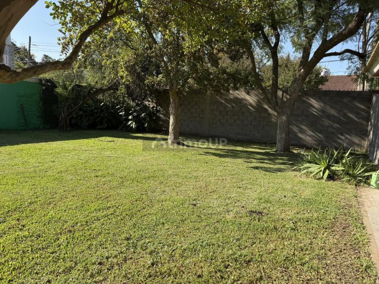 Casa en Venta en Almirante Brown, G.B.A. Zona Sur
