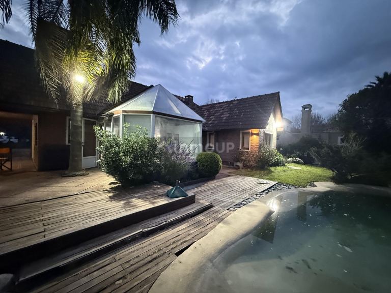 Casa en Venta en Presidente Peron, G.B.A. Zona Sur