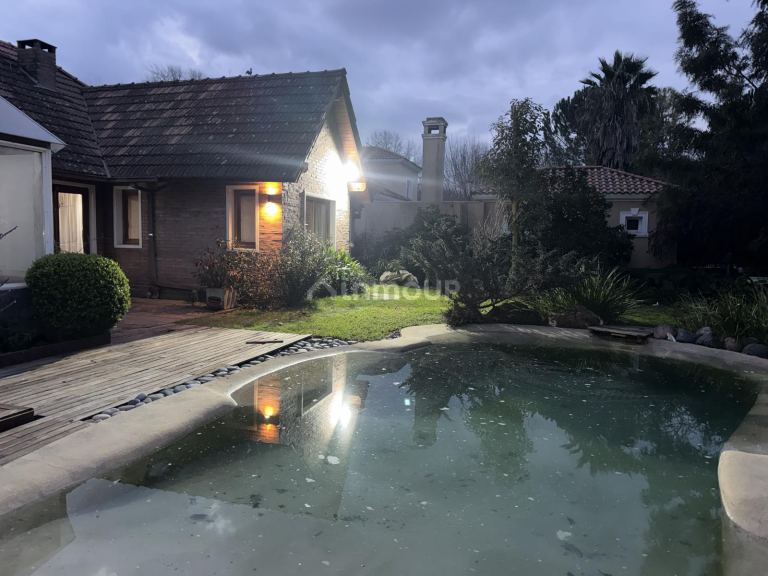 Casa en Venta en Presidente Peron, G.B.A. Zona Sur