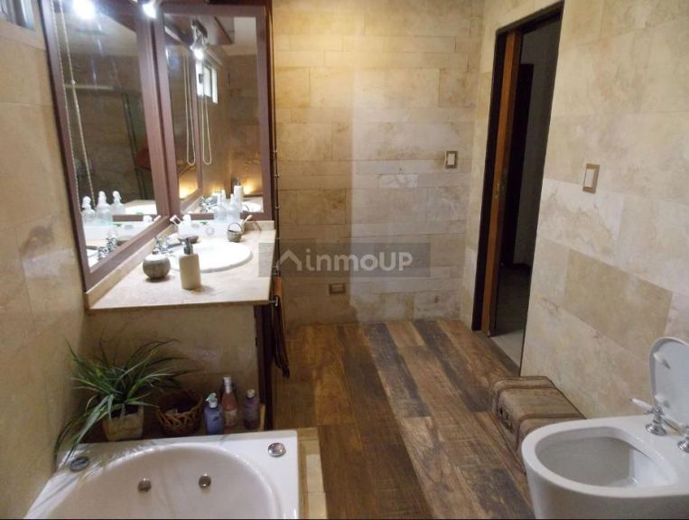 Casa en Venta en Presidente Peron, G.B.A. Zona Sur