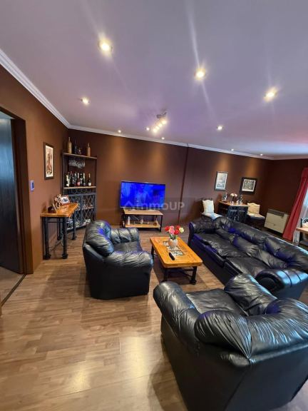 Casa en Venta en Almirante Brown, G.B.A. Zona Sur