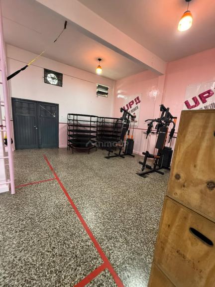 Local Comercial en Alquiler en Almirante Brown, G.B.A. Zona Sur