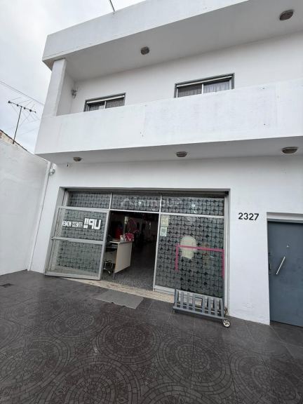 Local Comercial en Alquiler en Almirante Brown, G.B.A. Zona Sur