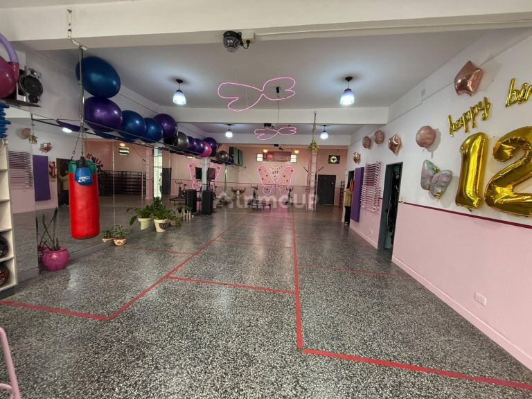Local Comercial en Alquiler en Almirante Brown, G.B.A. Zona Sur