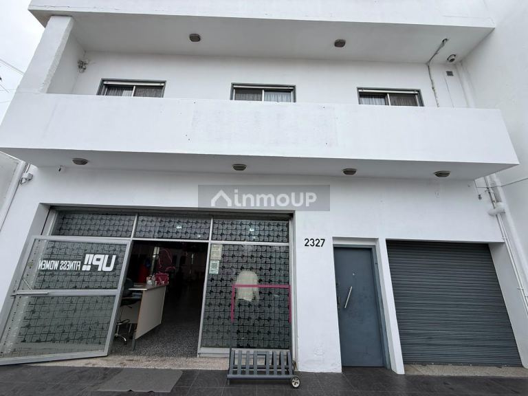 Local Comercial en Alquiler en Almirante Brown, G.B.A. Zona Sur