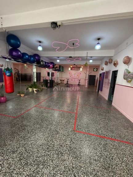 Local Comercial en Alquiler en Almirante Brown, G.B.A. Zona Sur