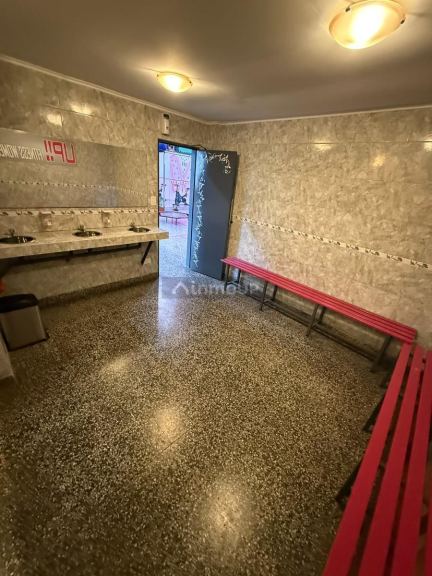 Local Comercial en Alquiler en Almirante Brown, G.B.A. Zona Sur