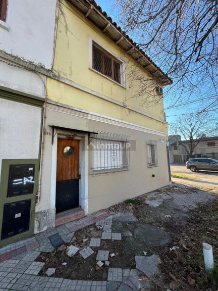 P H en Venta en Lomas de Zamora, G.B.A. Zona Sur