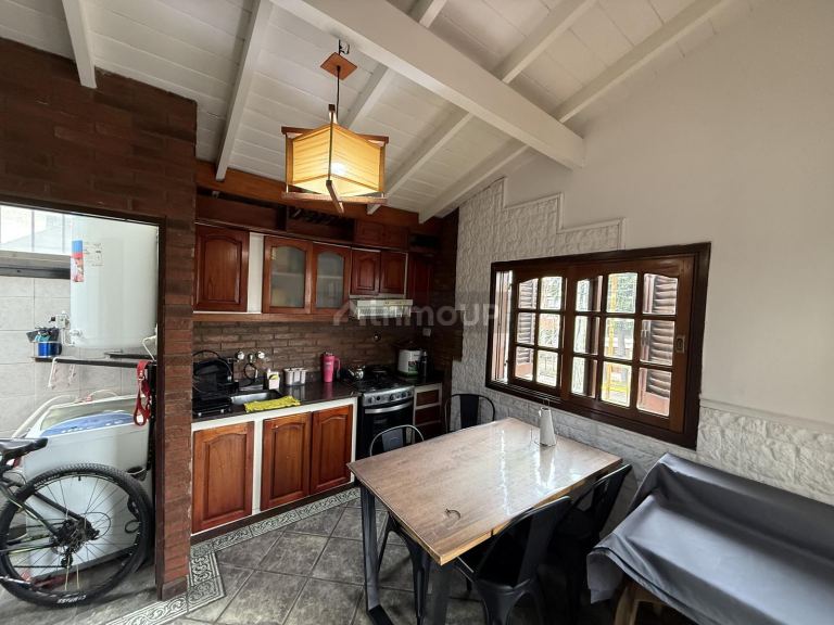 P H en Venta en Lomas de Zamora, G.B.A. Zona Sur