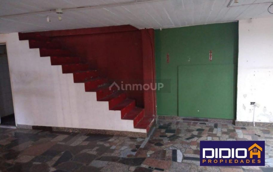 Local Comercial en Alquiler en Almirante Brown, G.B.A. Zona Sur