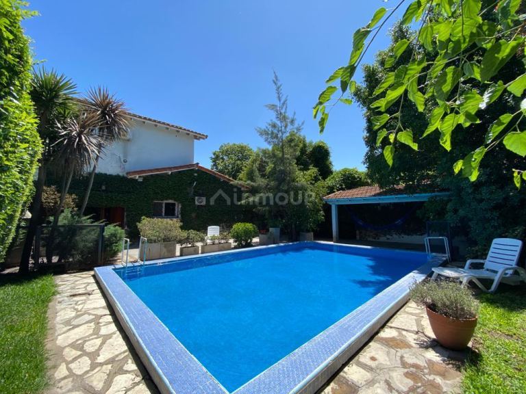 Casa en Venta en Almirante Brown, G.B.A. Zona Sur