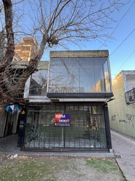 Local Comercial en Alquiler en Almirante Brown, G.B.A. Zona Sur