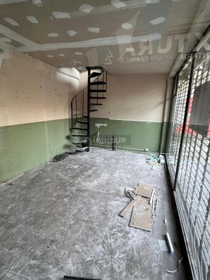 Local Comercial en Alquiler en Almirante Brown, G.B.A. Zona Sur